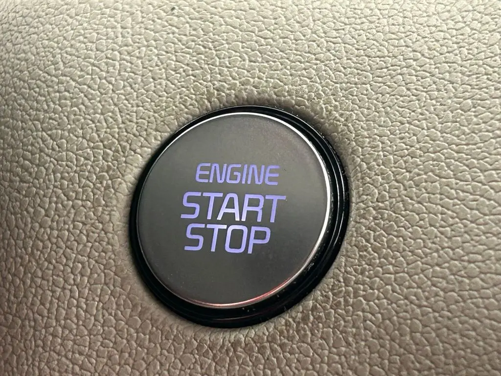 2023 Kia Sorento - $22,997