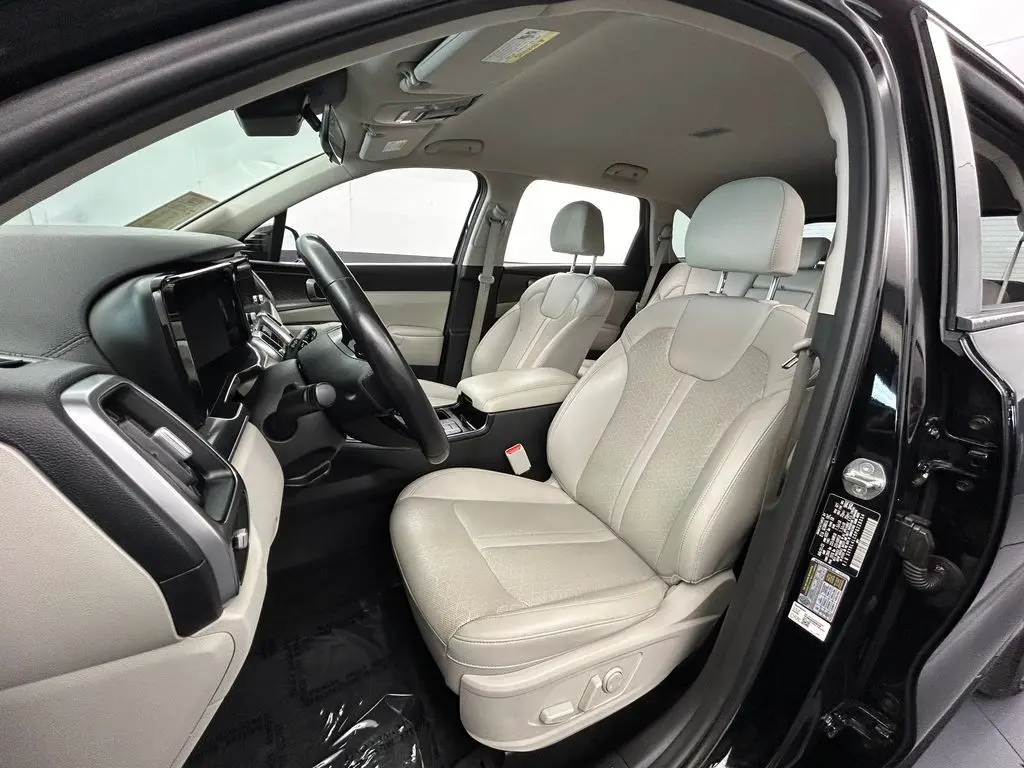 2023 Kia Sorento - $22,997