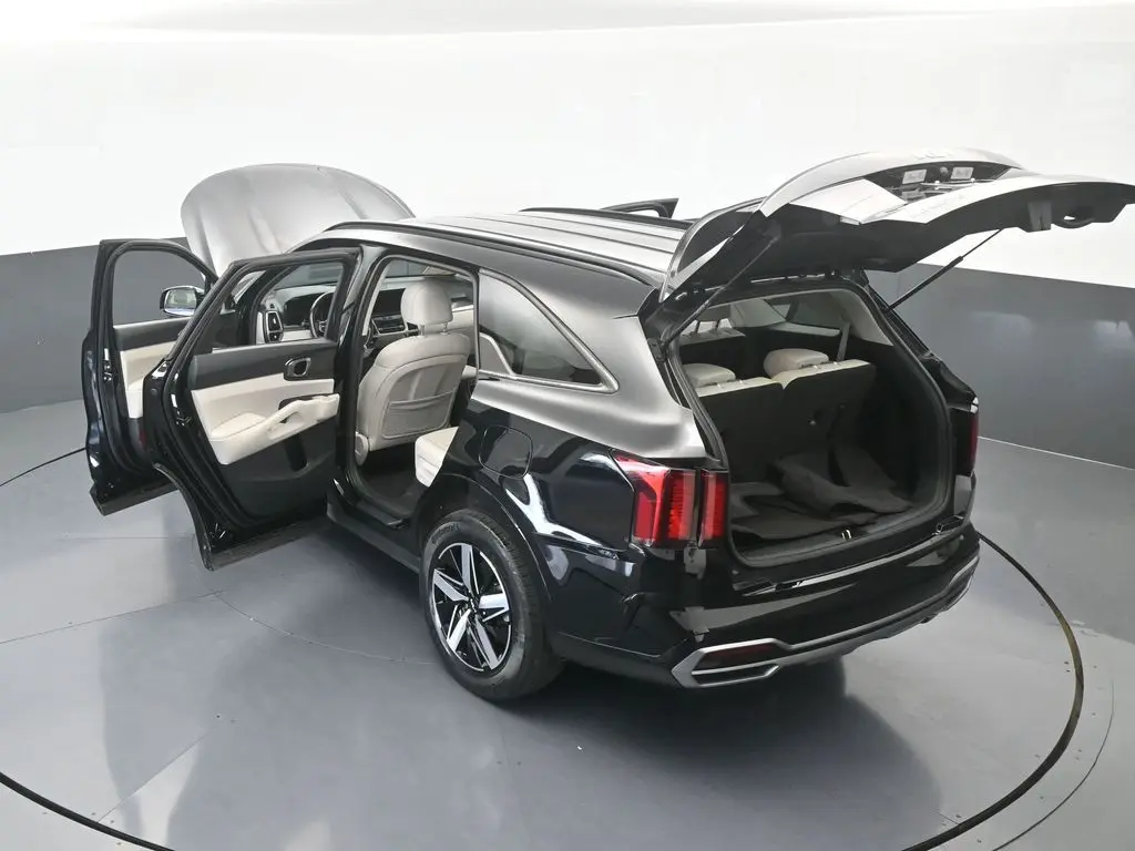 2023 Kia Sorento - $22,997
