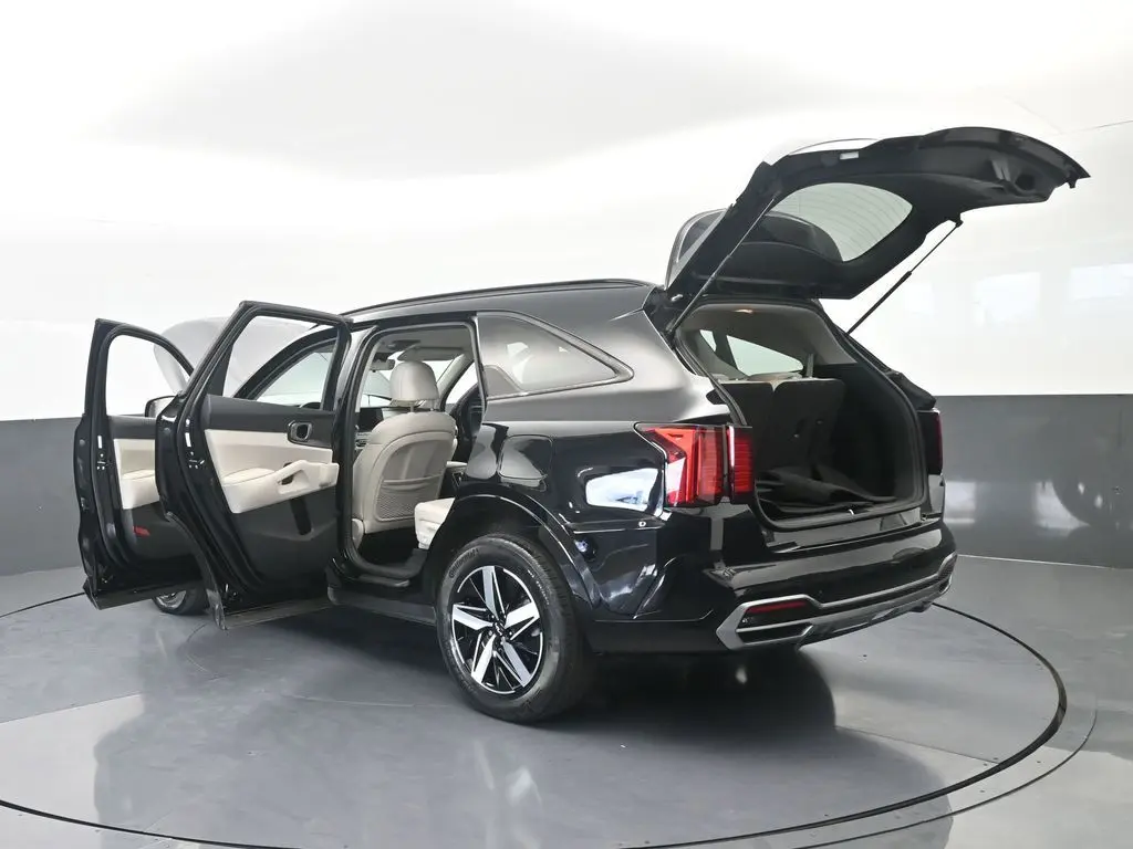 2023 Kia Sorento - $22,997