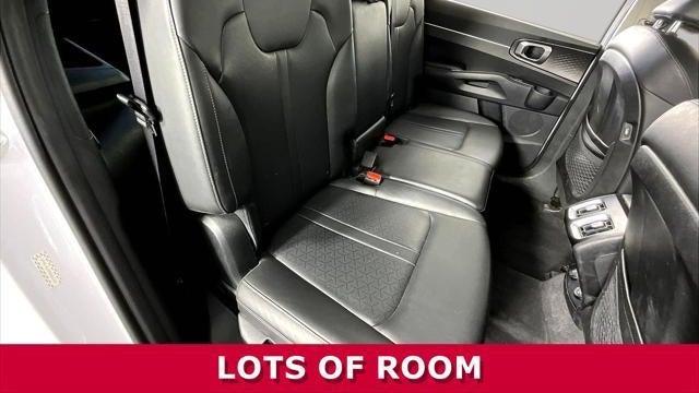 2023 Kia Sorento S