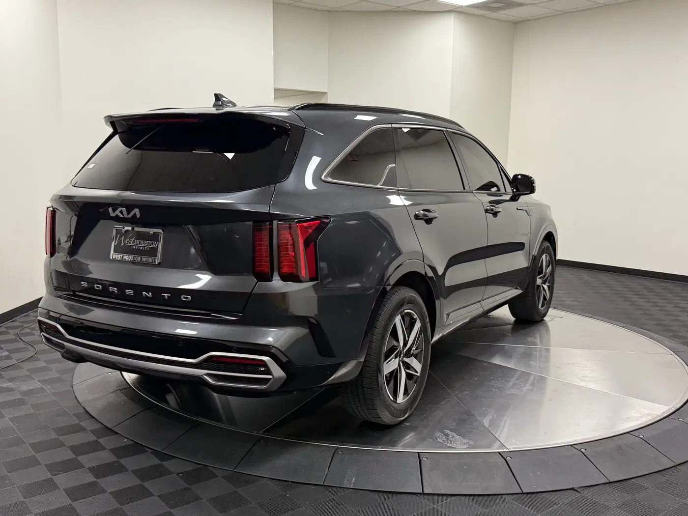 2022 Kia Sorento - $20,295