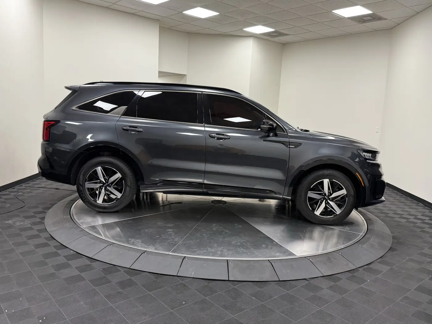 2022 Kia Sorento - $20,295