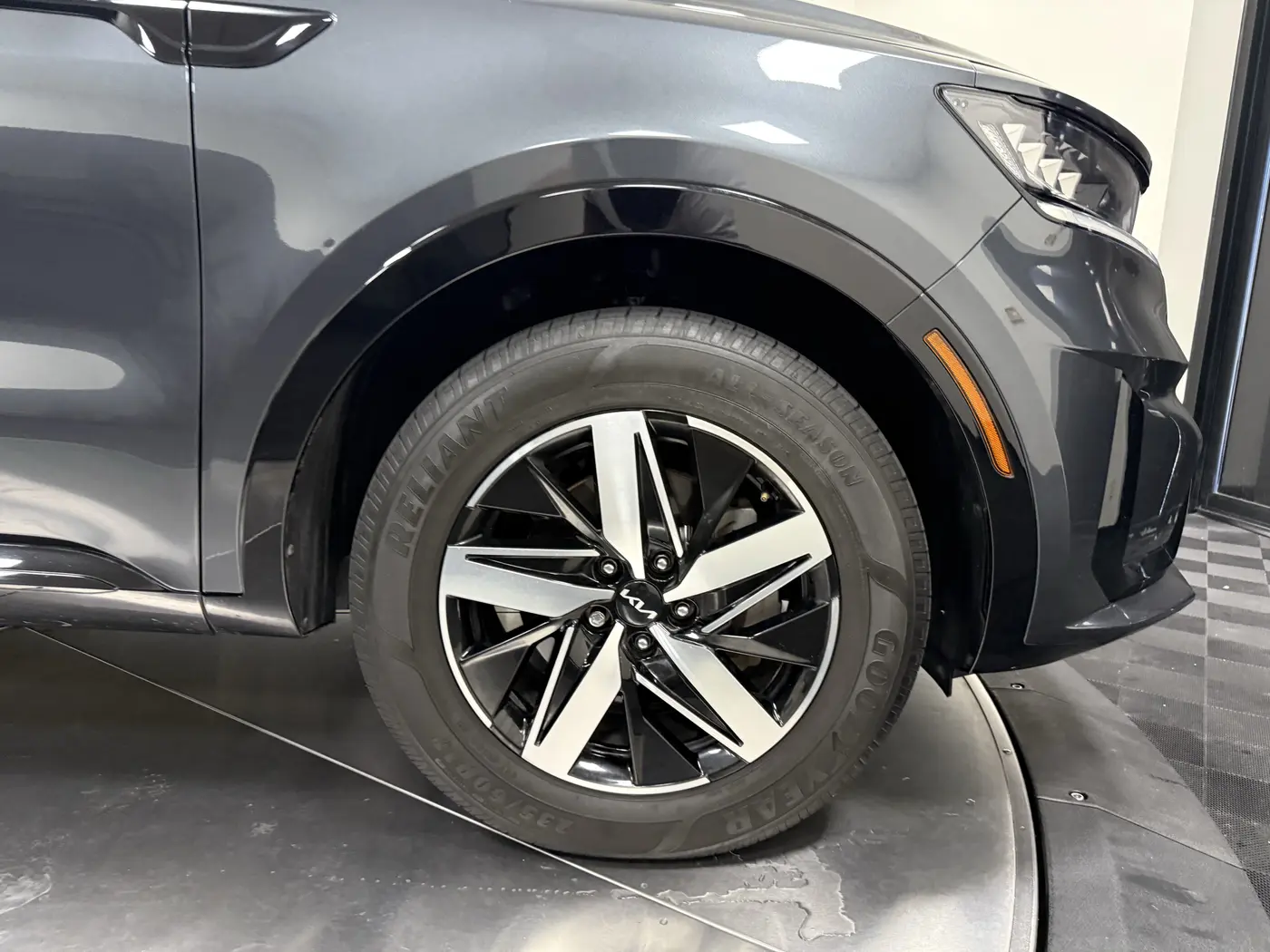 2022 Kia Sorento - $20,295