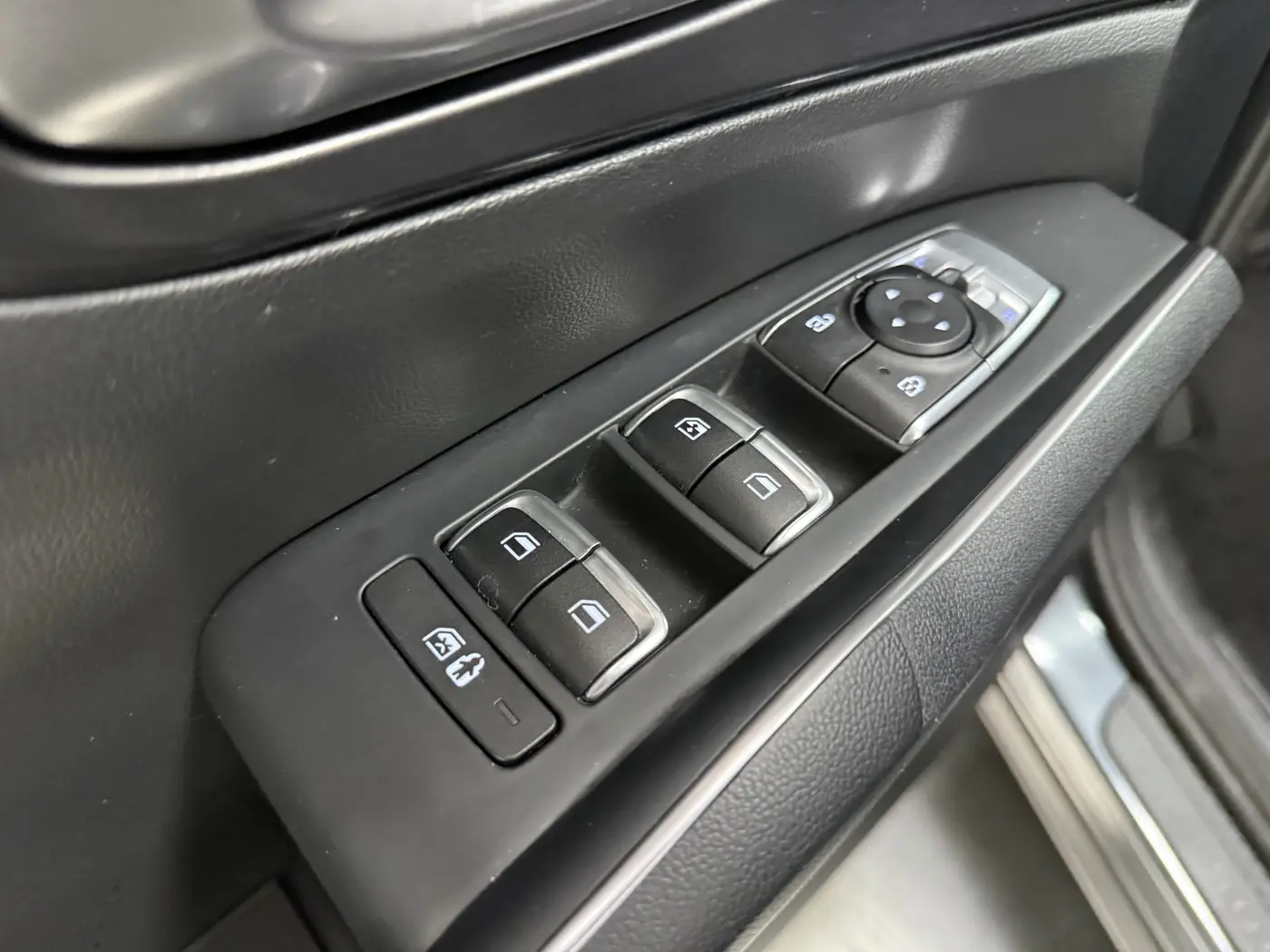 2022 Kia Sorento - $20,295