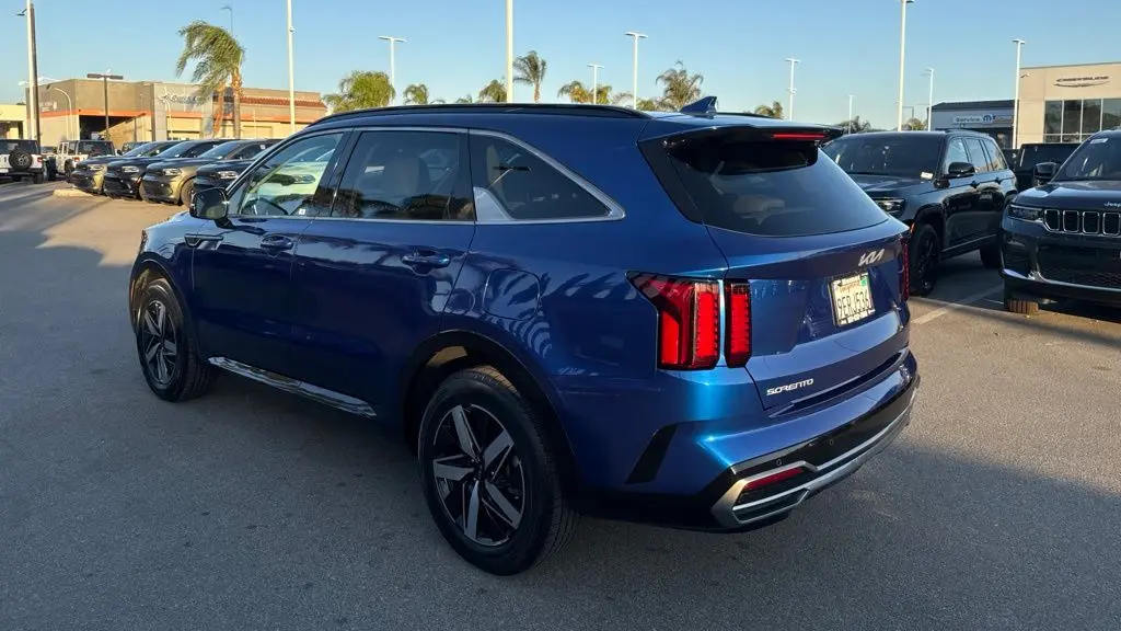 2023 Kia Sorento S