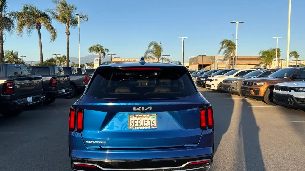 2023 Kia Sorento S