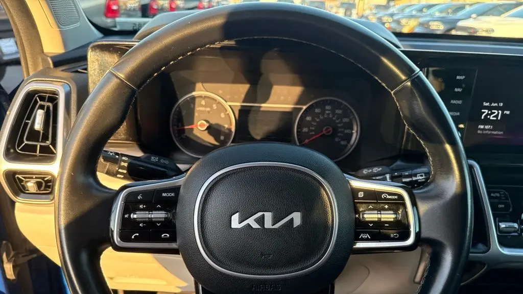 2023 Kia Sorento S