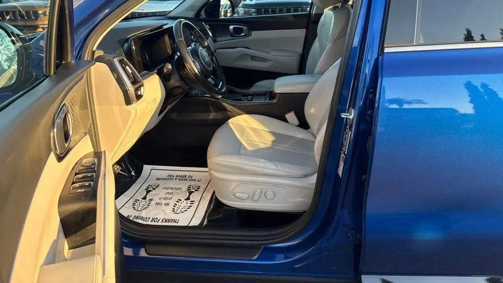 2023 Kia Sorento S