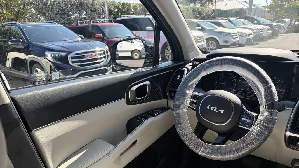 2023 Kia Sorento S