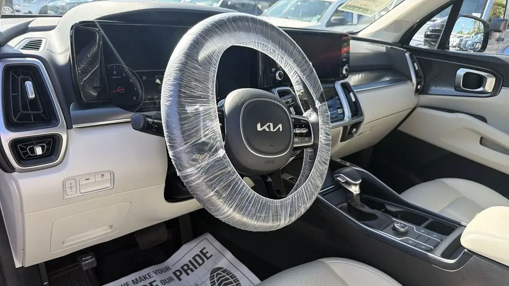 2023 Kia Sorento S