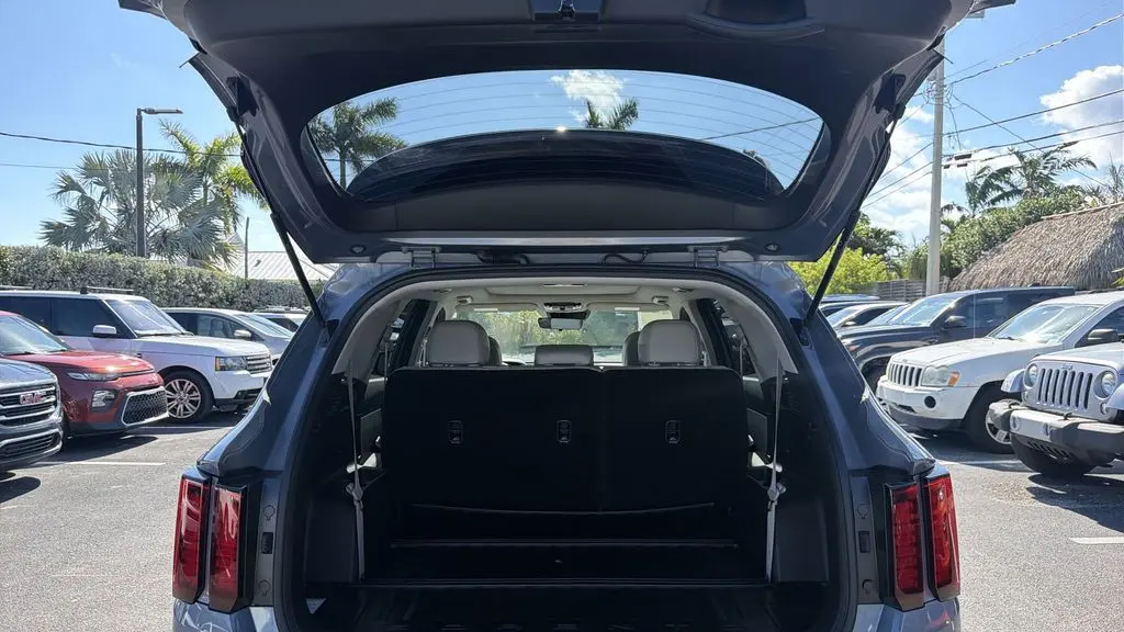 2023 Kia Sorento S