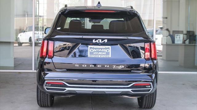 2022 Kia Sorento S