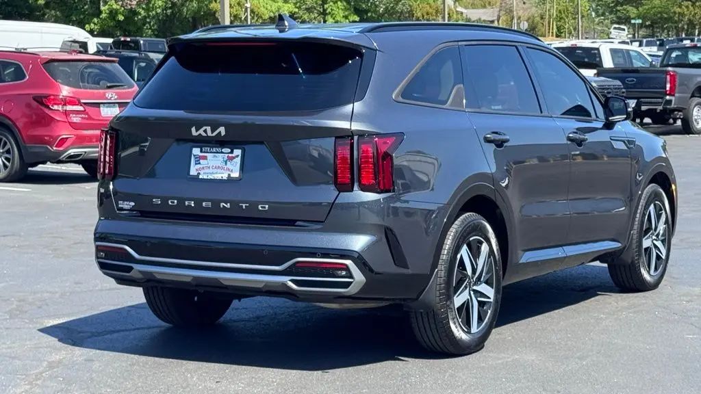 2022 Kia Sorento S