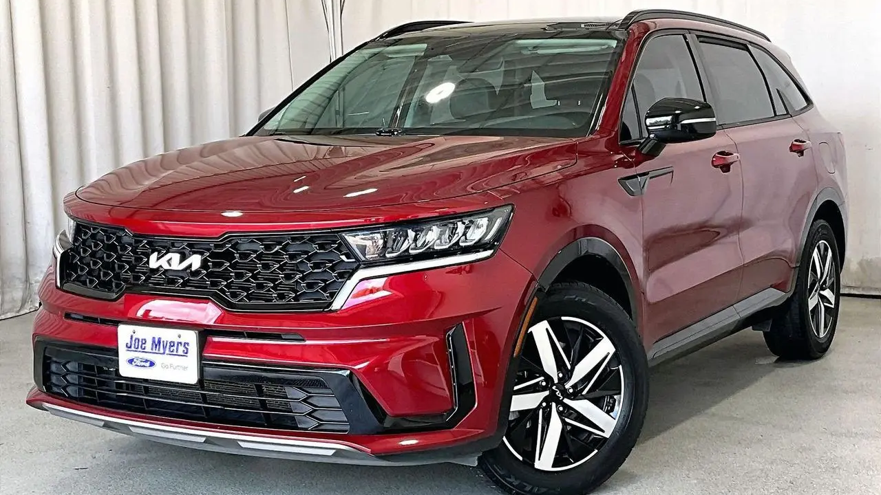 2023 Kia Sorento S