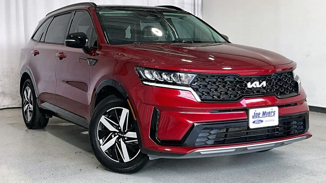 2023 Kia Sorento S