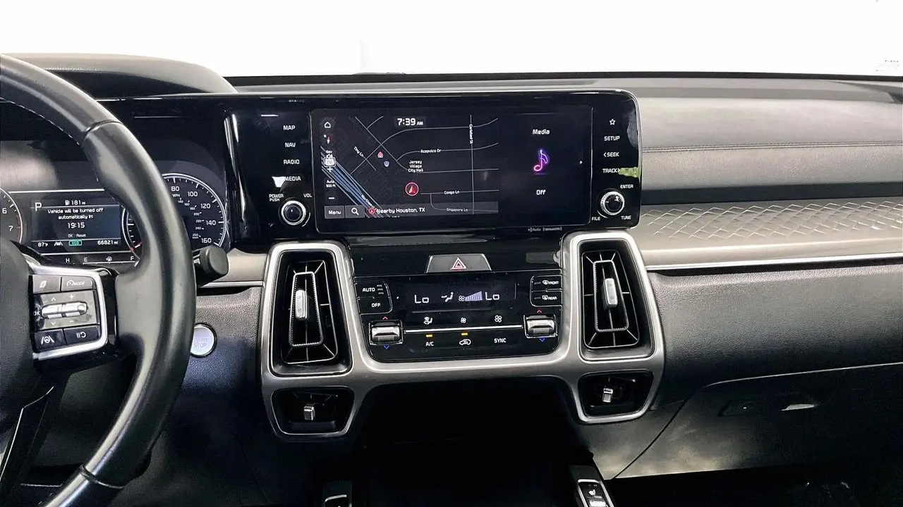2022 Kia Sorento S