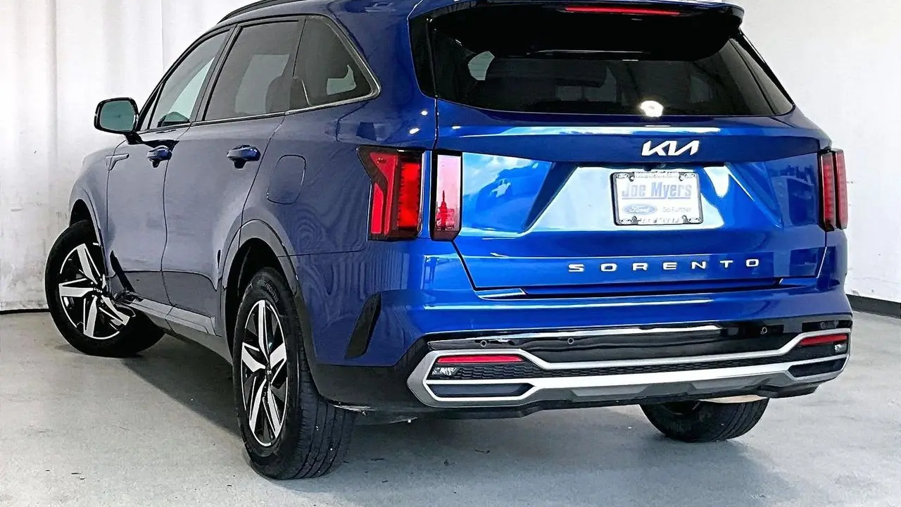 2022 Kia Sorento S