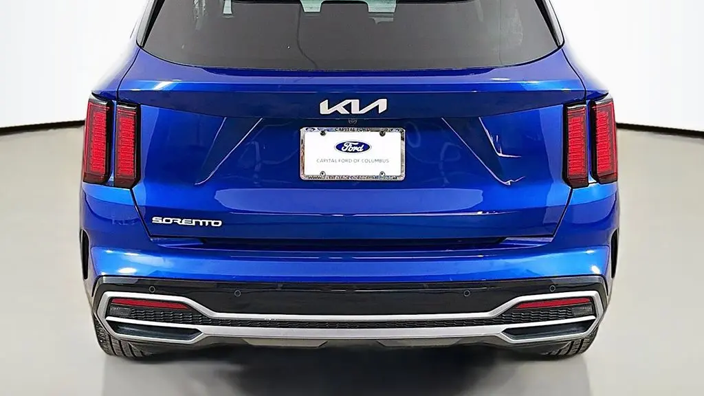 2023 Kia Sorento S