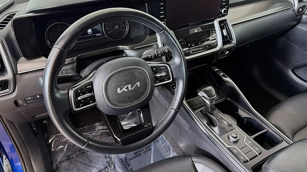 2023 Kia Sorento S
