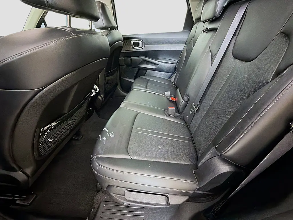 2023 Kia Sorento - $20,499