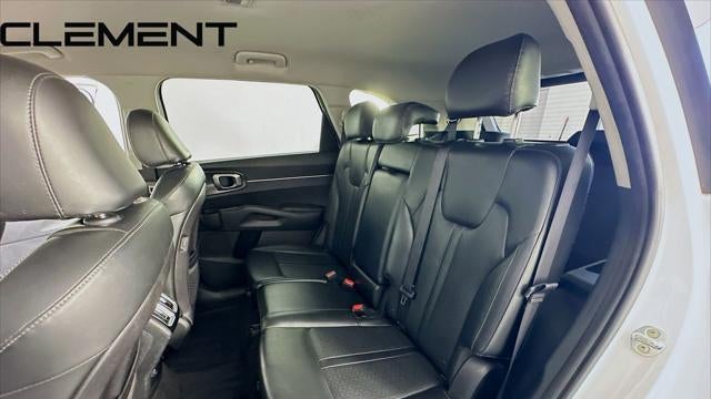 2022 Kia Sorento S