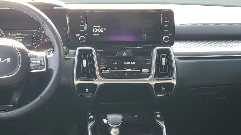 2023 Kia Sorento S