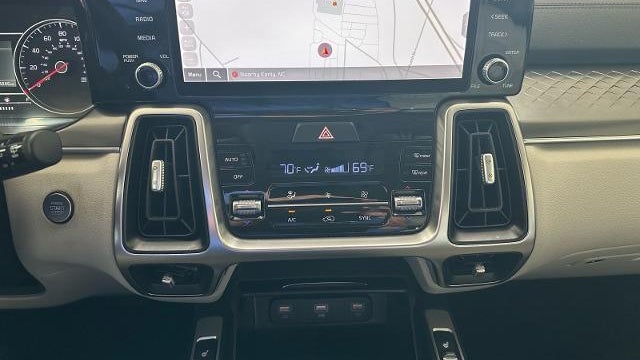 2022 Kia Sorento S