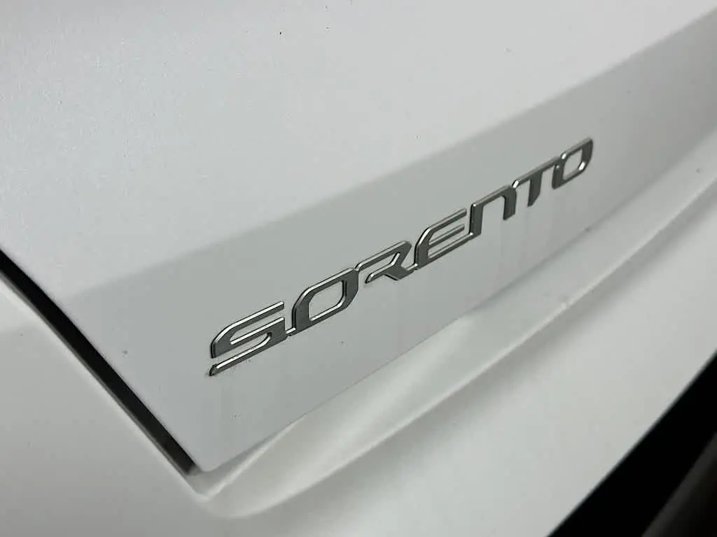2023 Kia Sorento - $23,609