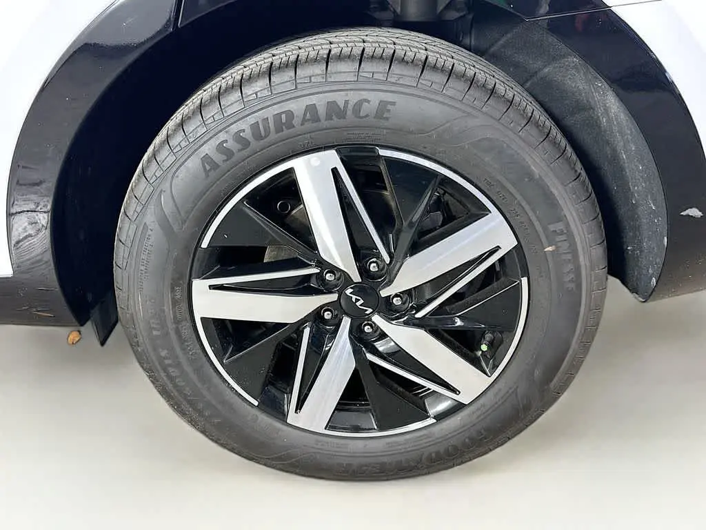 2023 Kia Sorento - $23,609