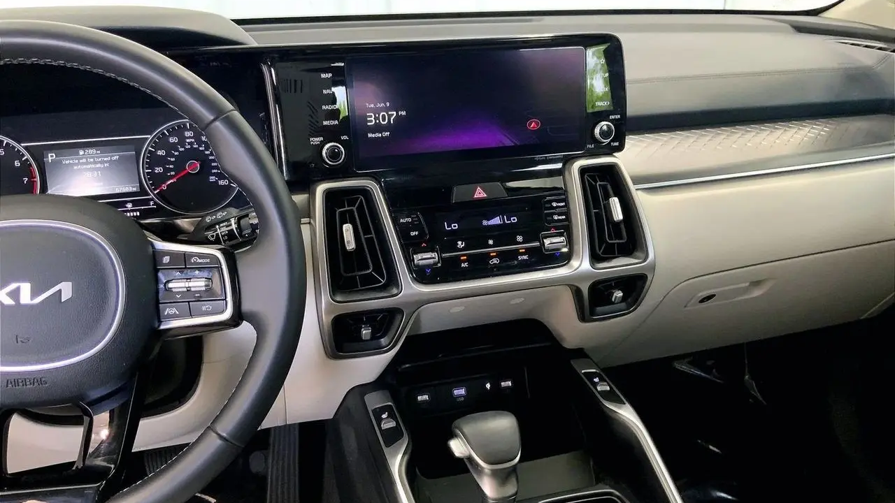 2023 Kia Sorento S
