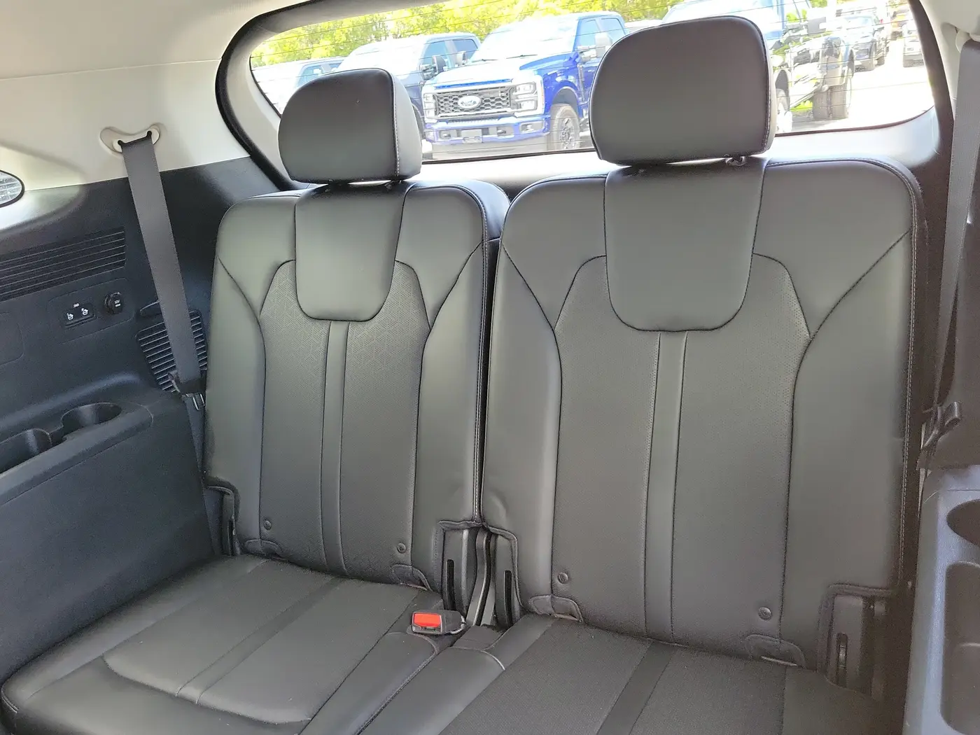 2021 Kia Sorento - $17,990