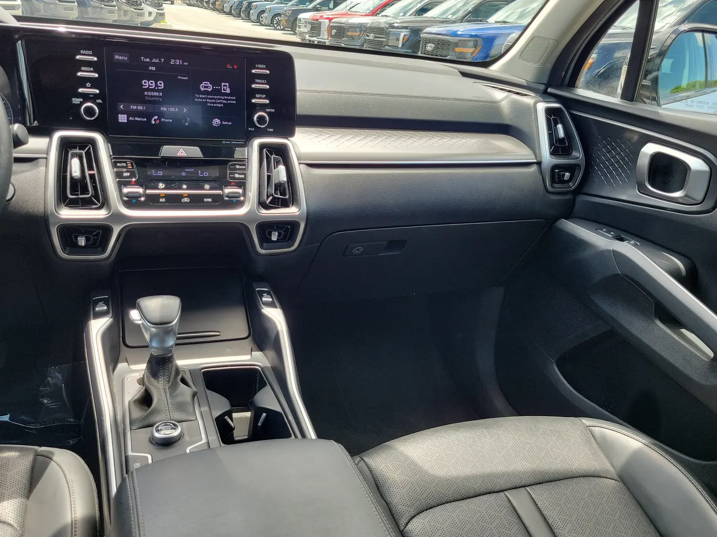 2021 Kia Sorento - $17,990