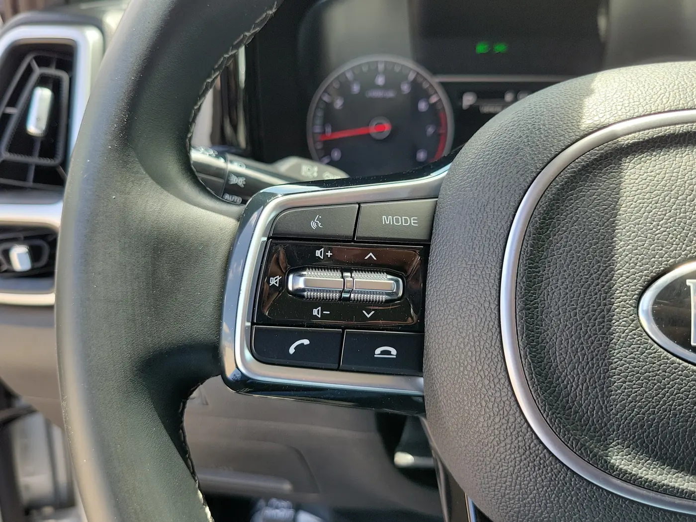 2021 Kia Sorento - $17,990