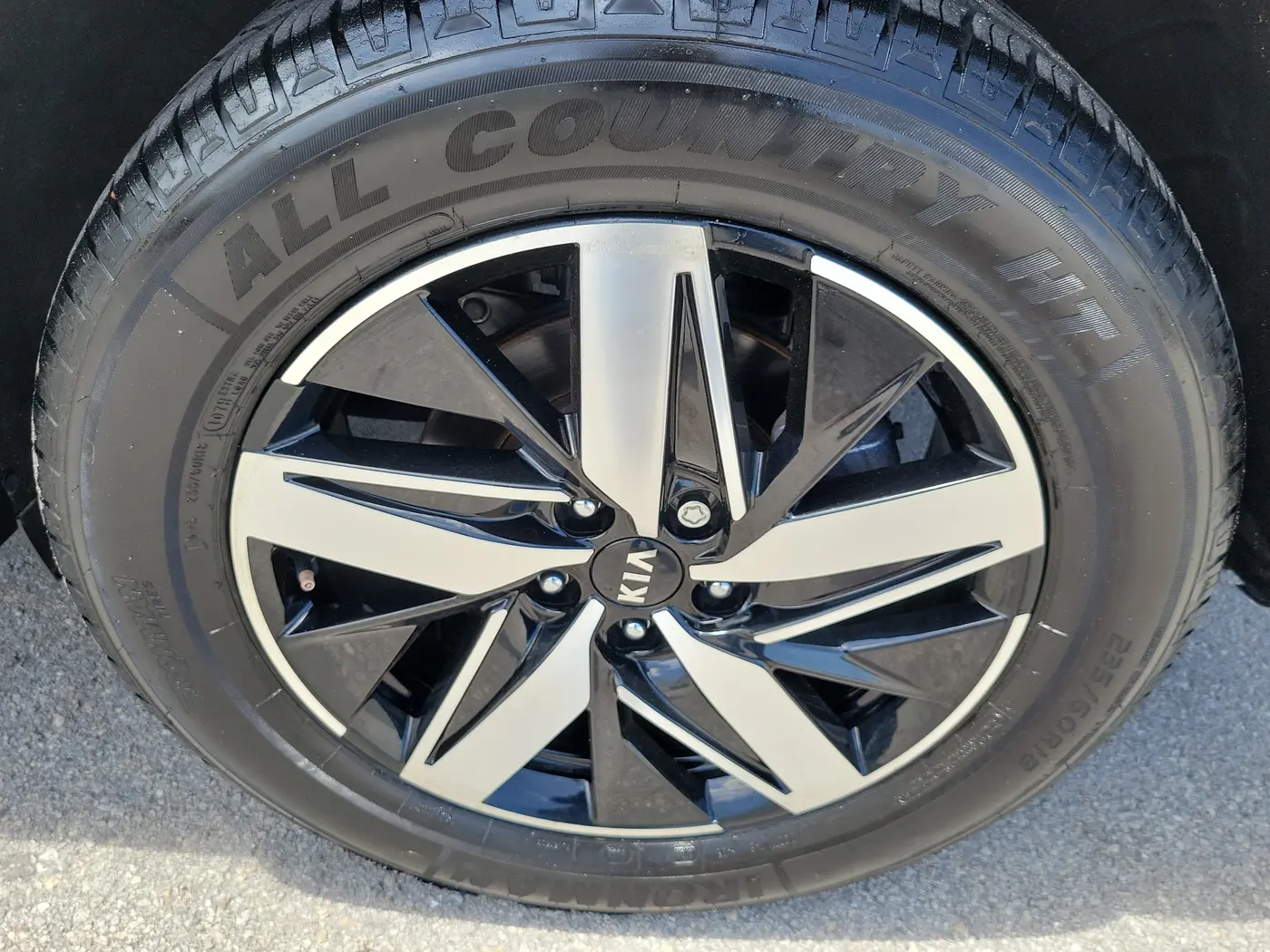 2021 Kia Sorento - $17,990
