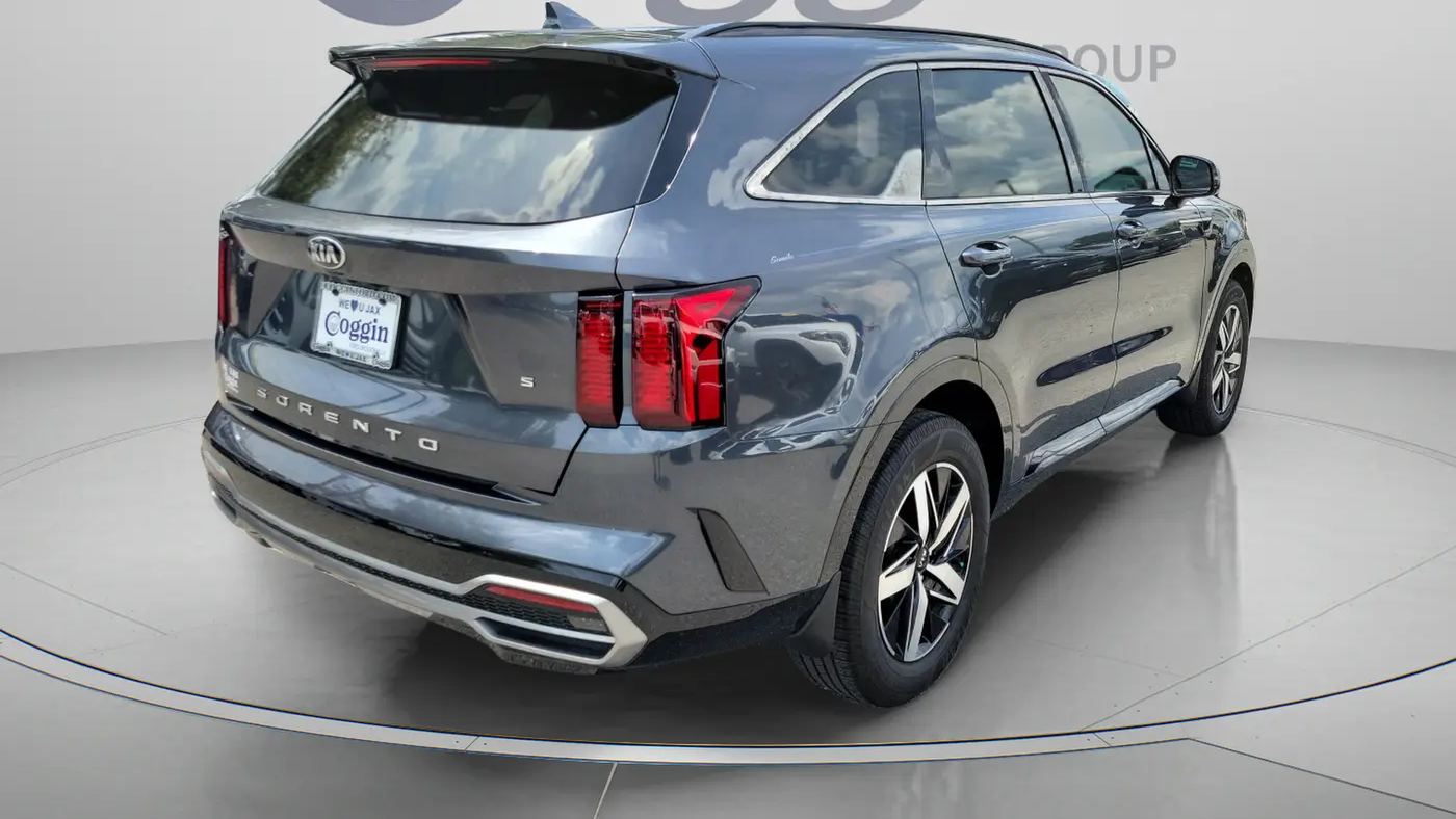 2021 Kia Sorento S
