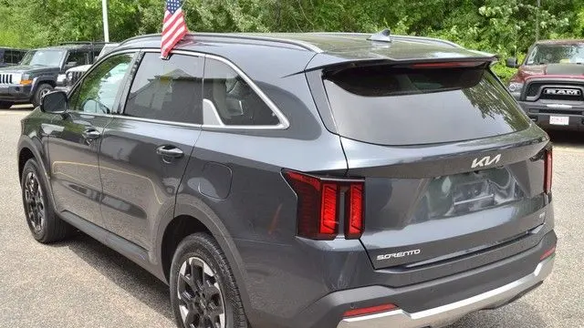 2024 Kia Sorento S