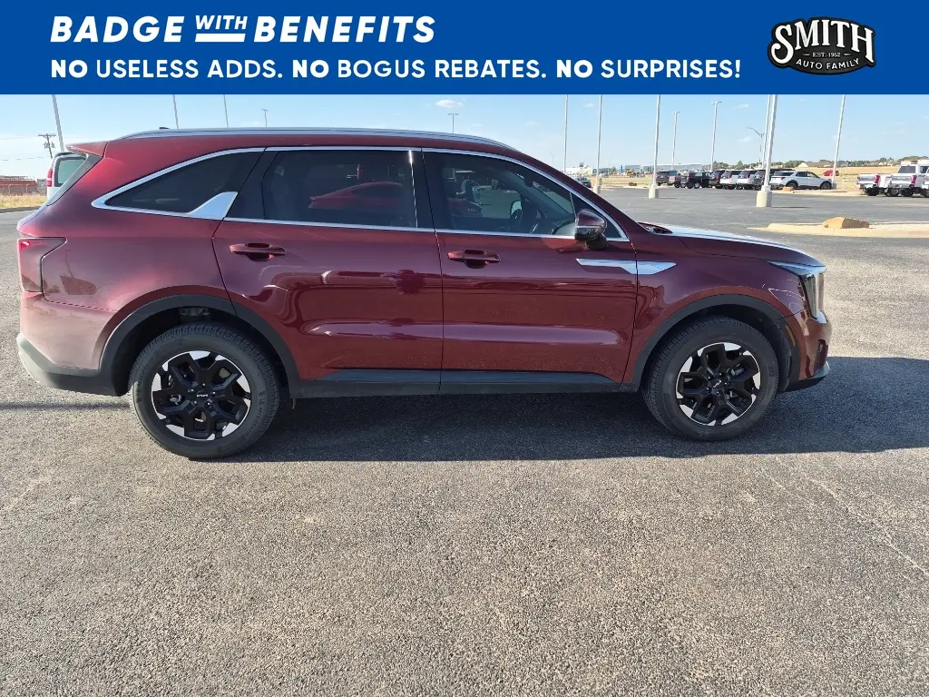 2025 Kia Sorento - $29,500