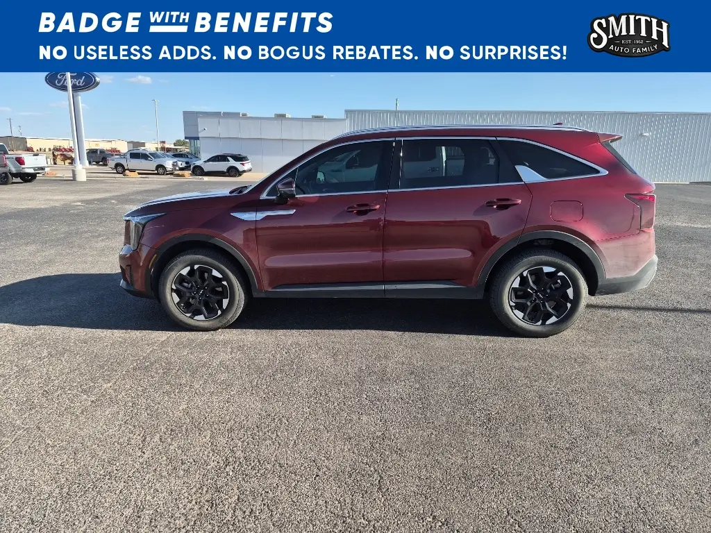 2025 Kia Sorento - $29,500