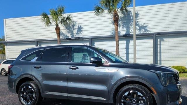 2024 Kia Sorento S