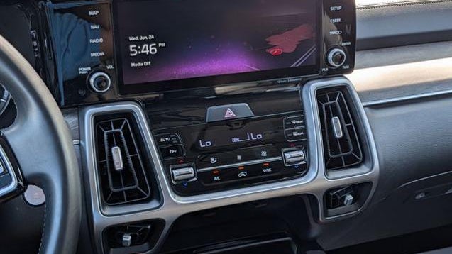 2022 Kia Sorento X-Line S