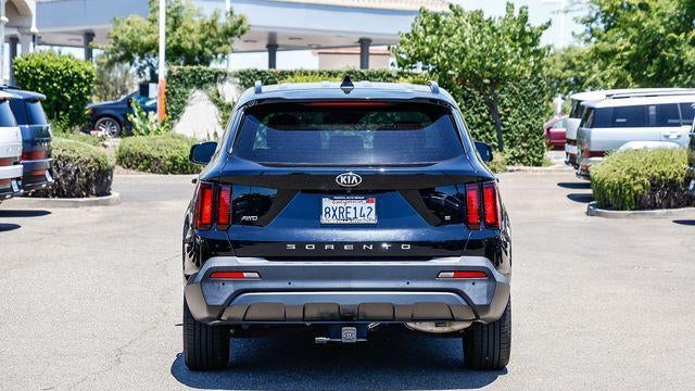 2021 Kia Sorento S