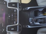2022 Sorento Thumbnail 16