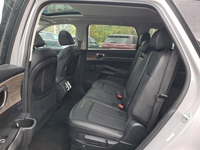 2023 Kia Sorento - $29,995