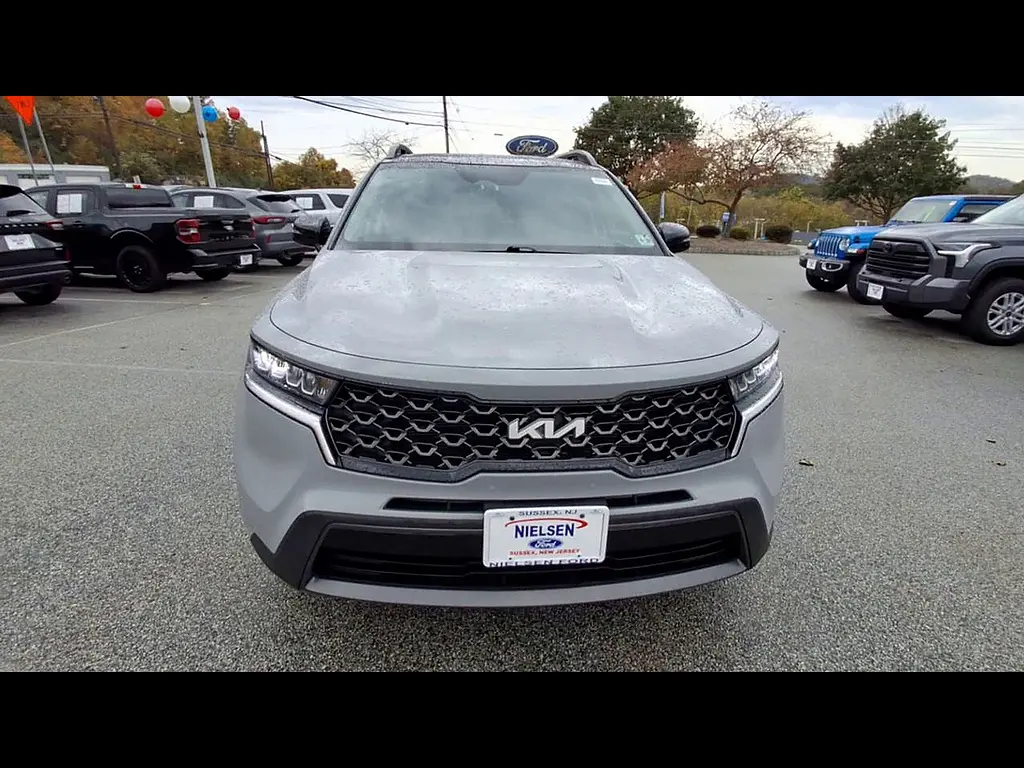 2023 Kia Sorento - $29,995