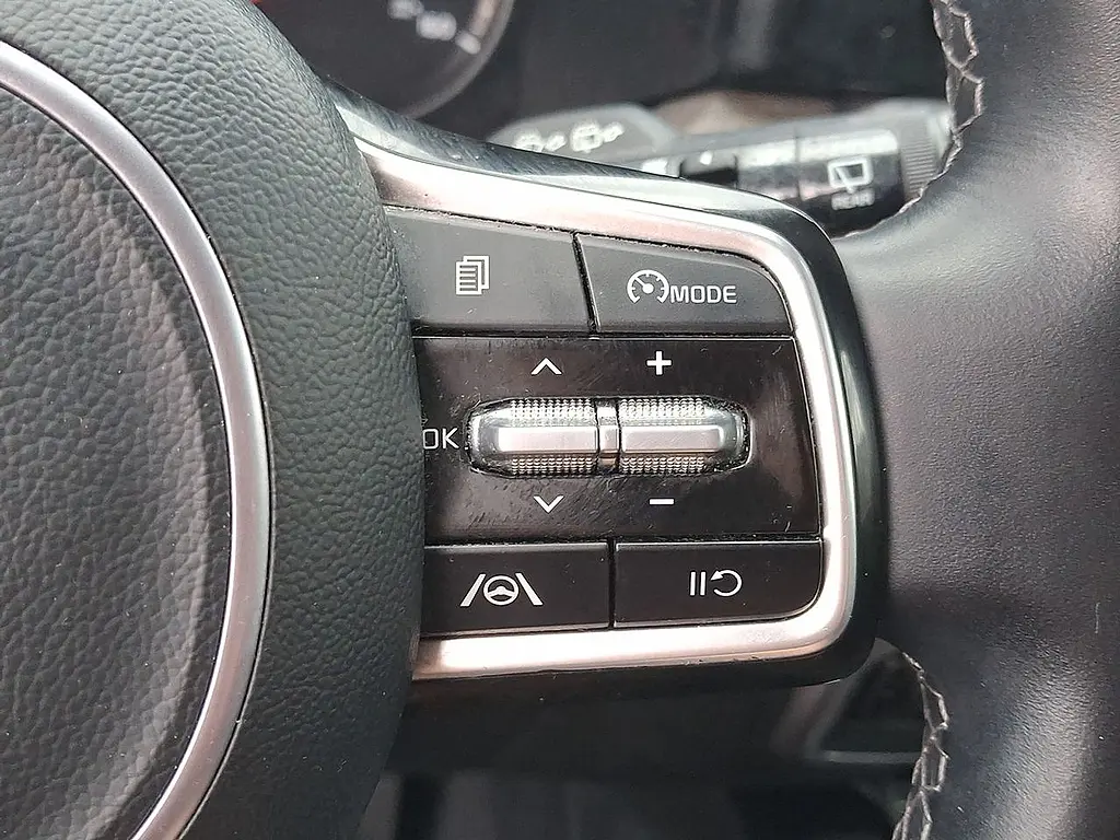 2023 Kia Sorento - $29,995