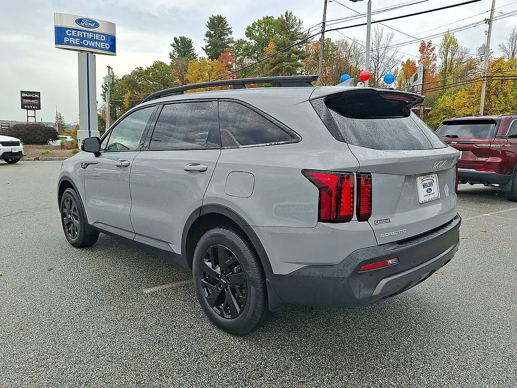 2023 Kia Sorento - $29,995