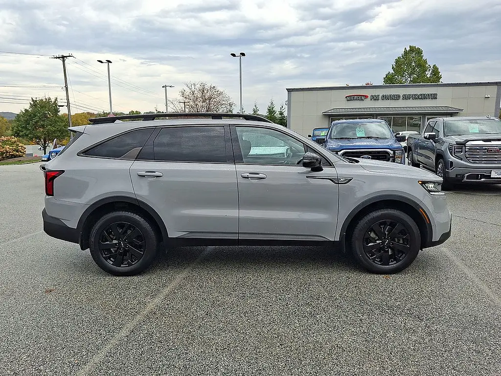 2023 Kia Sorento - $29,995