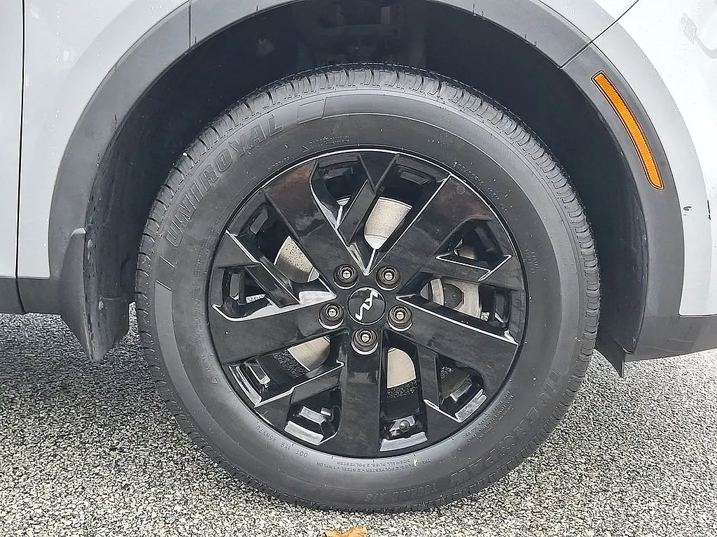 2023 Kia Sorento - $29,995