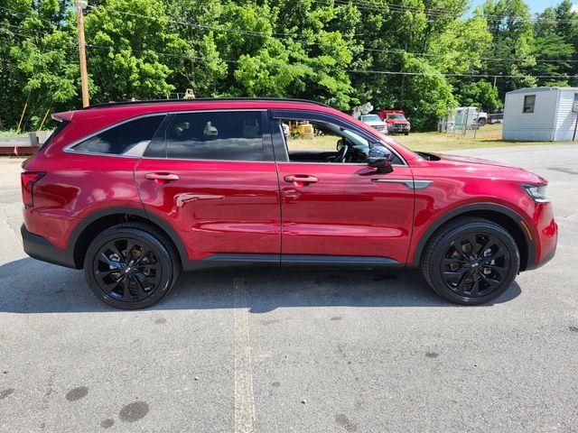 2021 Kia Sorento - $18,994
